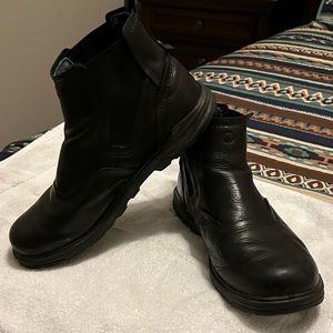 Merrell Size 11 black dress boots